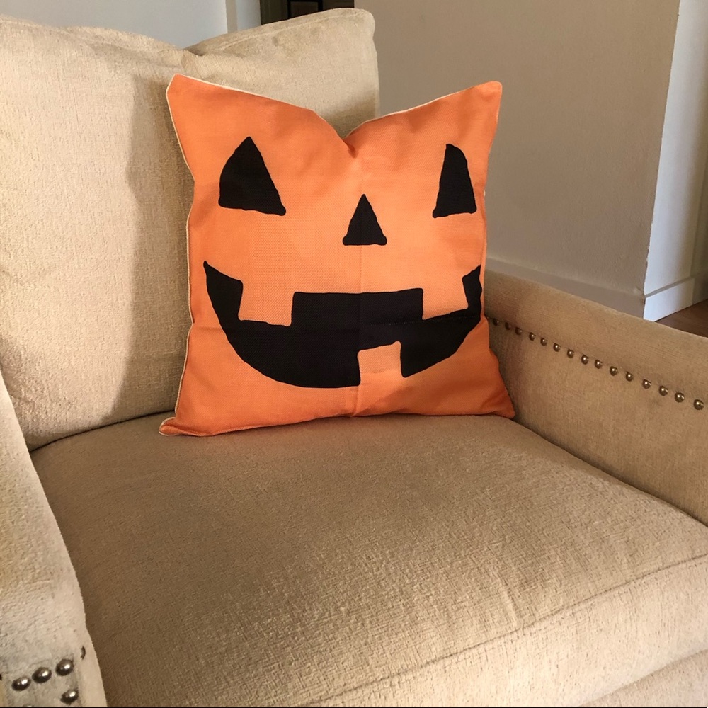 Jack-O-Lantern Pillow + Insert - Picture 3 of 3